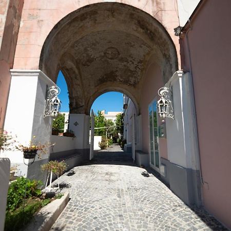 Controvento In Villa Eldorado Procida Buitenkant foto
