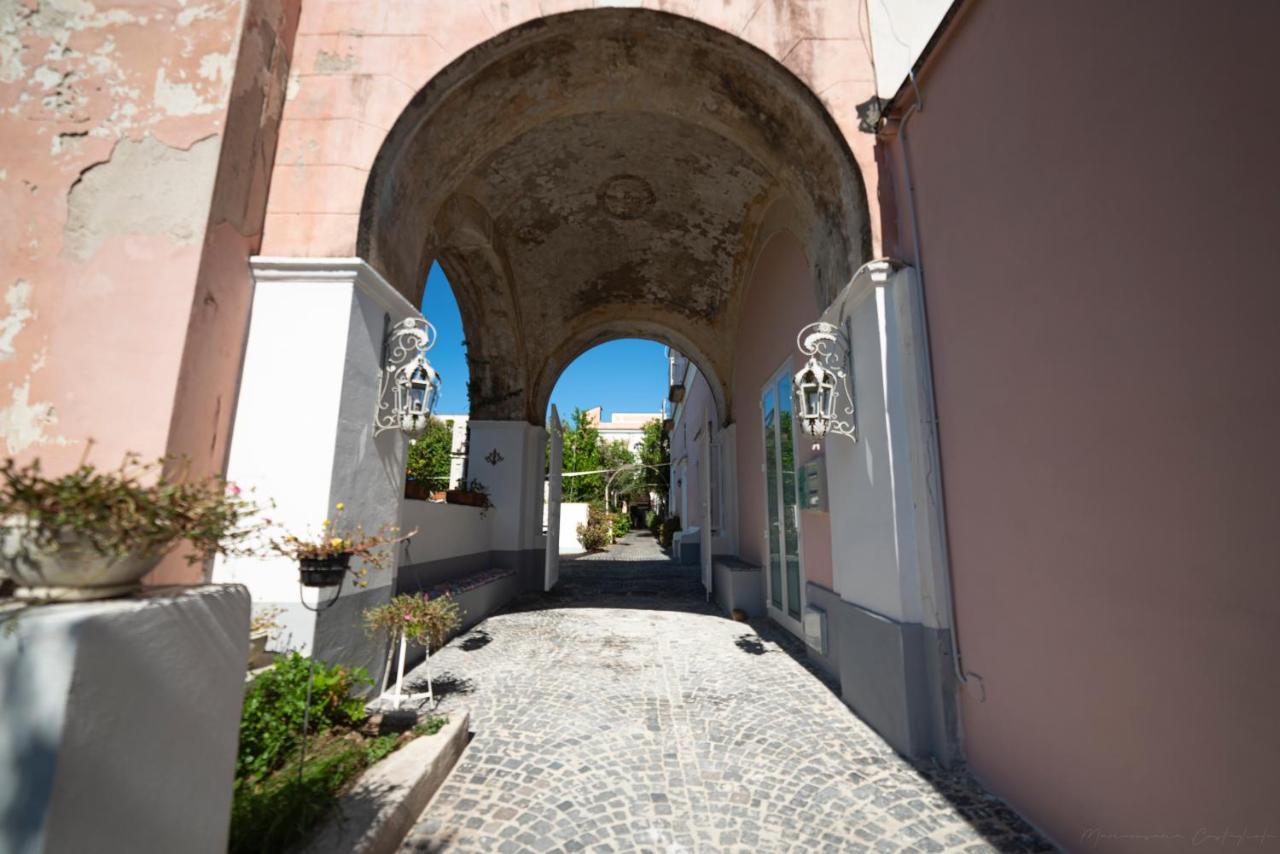 Controvento In Villa Eldorado Procida Buitenkant foto